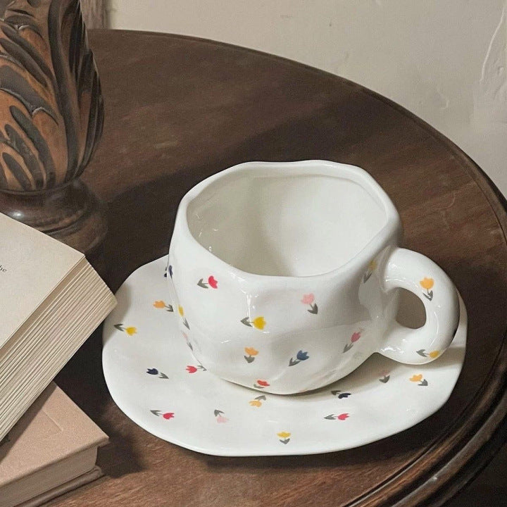 Retro Young Girl Heart Hand Pinch Coffee Set