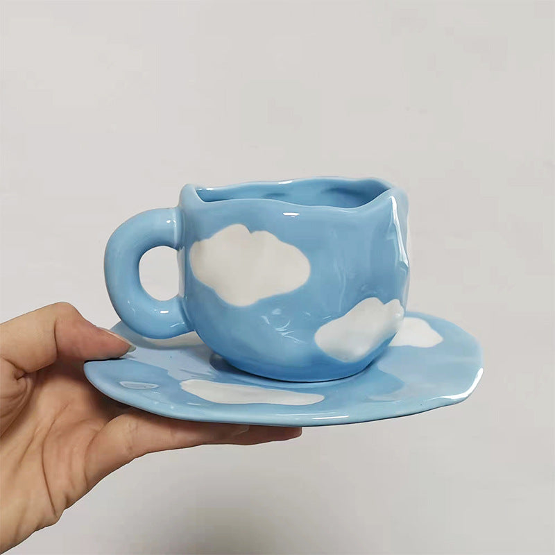 Retro Young Girl Heart Hand Pinch Coffee Set